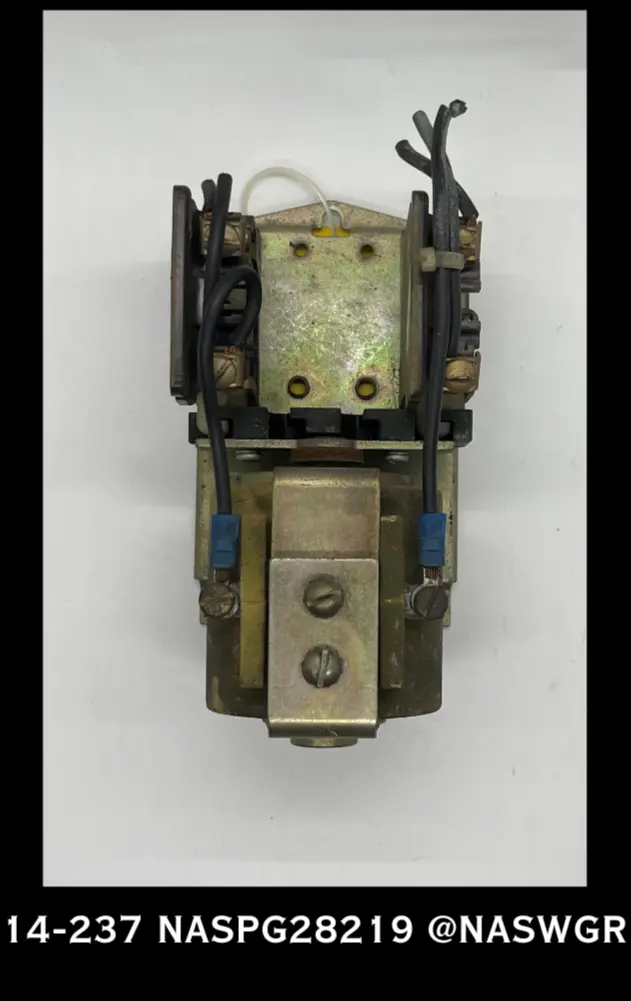 Allis-Chalmers 14-237 A-C Type 6209 Electromechanical Control Relay 1