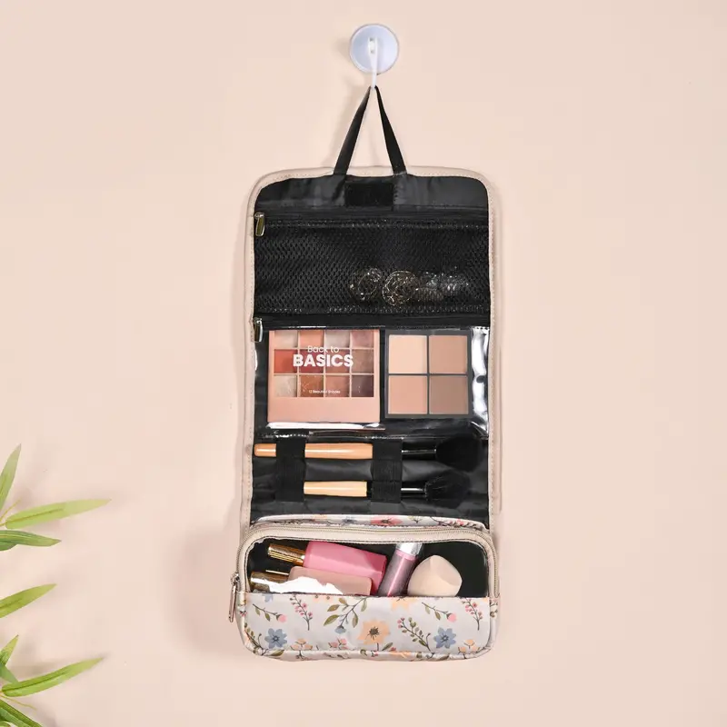 Botanic-Print Foldable Travel Kit Bag – Compact Carryall 1