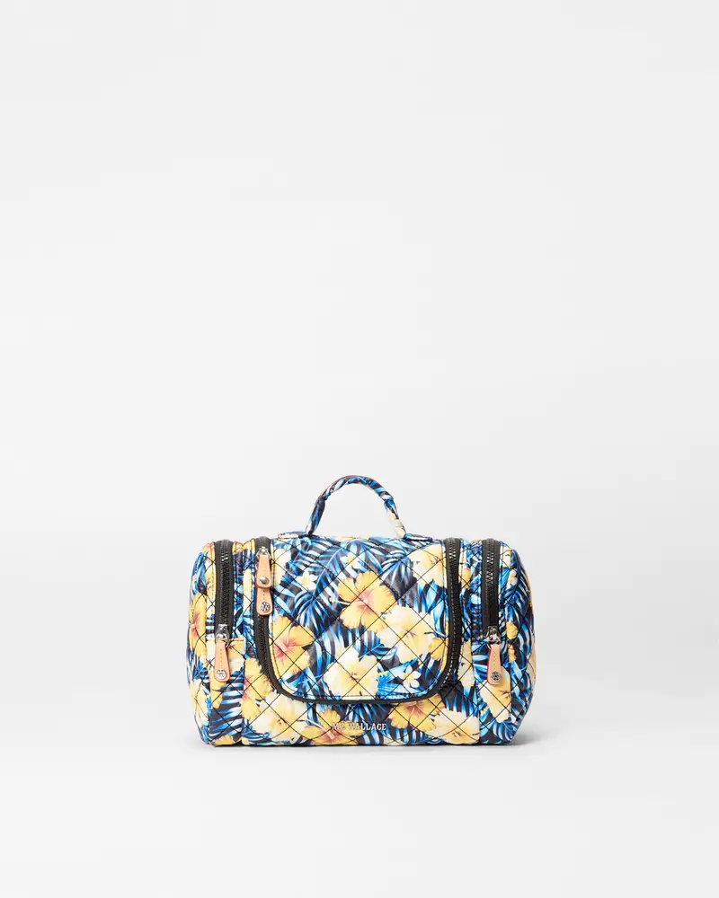 Compact Maui Hanging Travel Organizer For Toiletries 1