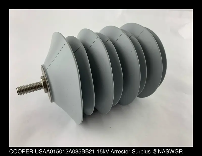 Cooper Power Usaa015012A085Bb21 15 Kv Station-Class Surge Arrester — Surplus 1