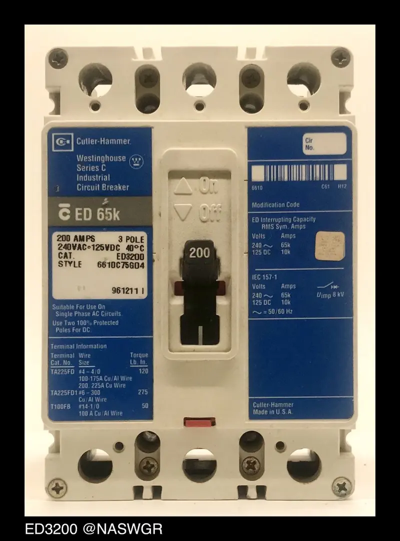 Cutler Hammer Ed3200 200A Heavy-Duty Molded Case Circuit Breaker 1