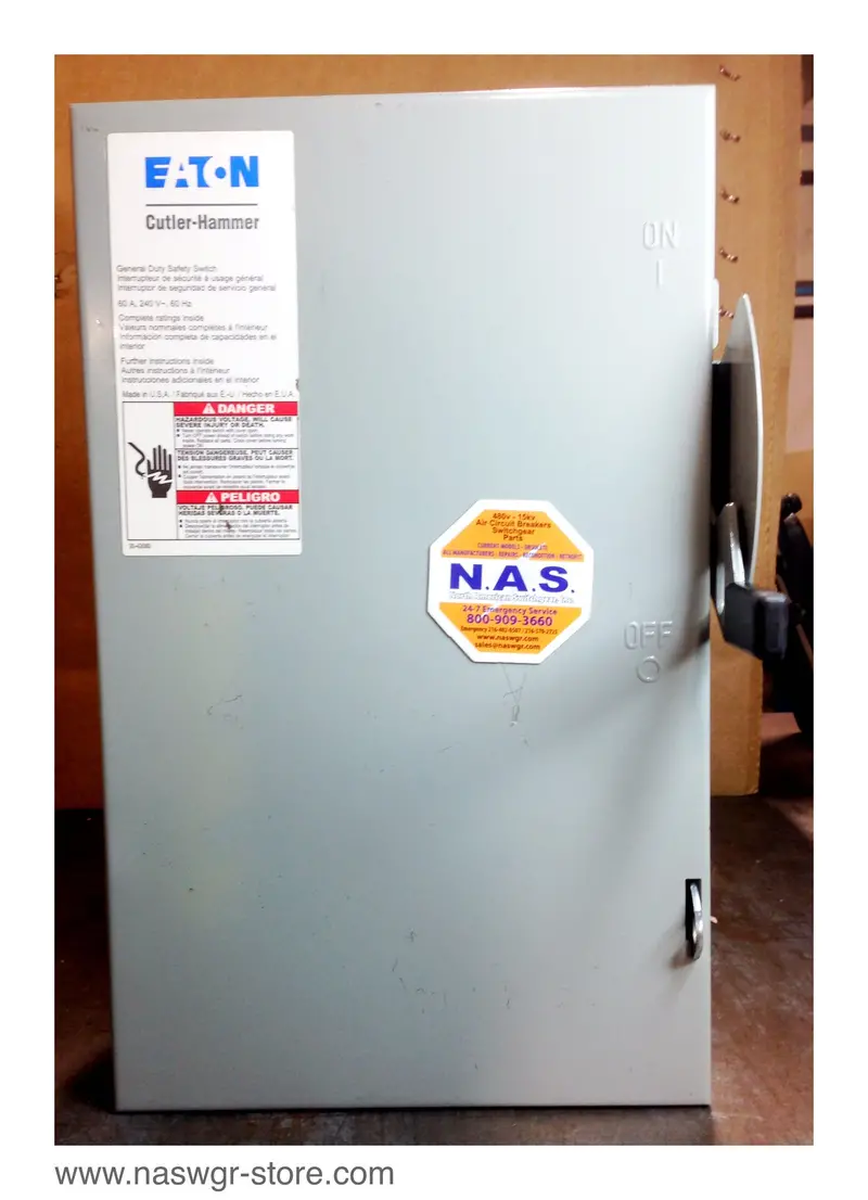 Eaton Dg322Ugb 60A 240V 3-Pole General-Duty Safety Switch – Nema 1 Compliant 1