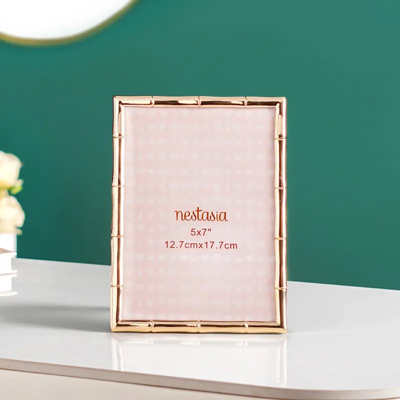 Eco Edge Gold Photo Frame – Medium 13X18 Cm Eco-Friendly Accent 1