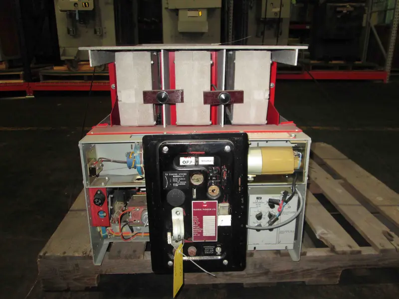 Federal Pioneer 50H-2 1600A Enclosed/Open Circuit Breaker 1
