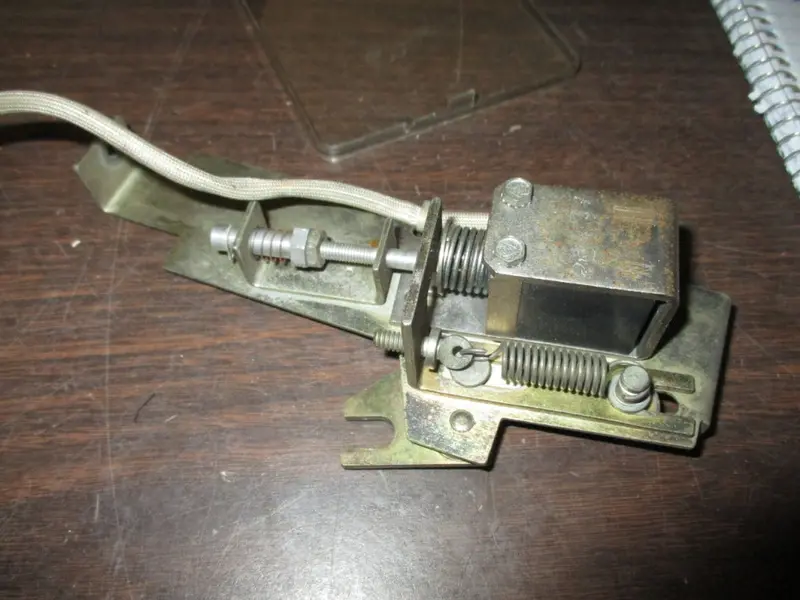 Ge Ak-2A-25 Actuator Module Compatible With Microversa Trip Plus Panels 1