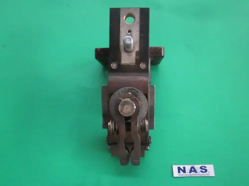Ge Am2.4/4.16-100/150 Stationary Contact Assembly — 5Kv, 1200A 1