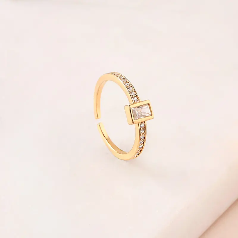 Gold Radiance Band Ring 1