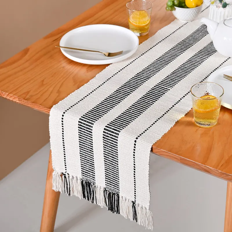 Heritage-Inspired Fringed Cotton Runner – 180 × 33 Cm 1