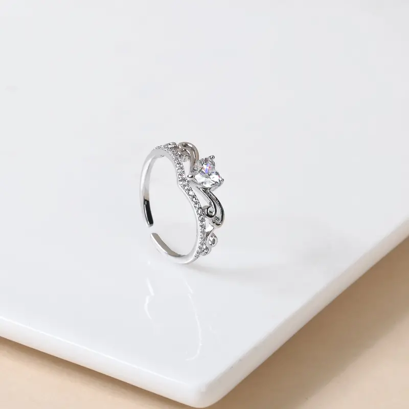 Ornate Sterling Silver Crown-Style Ring 1