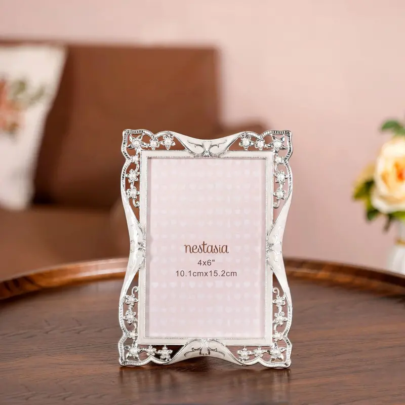 Pearl Embellished Cutwork Frame – Small 10X15Cm Refined Touch 1