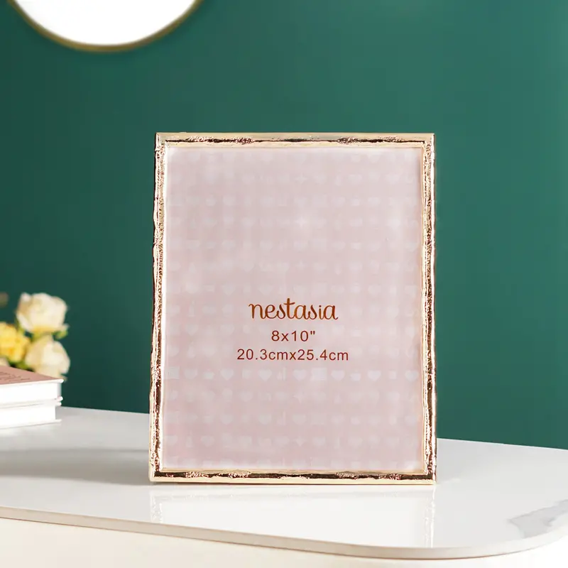 Premium Gold Keepsake Desk Frame – 20X25Cm Luxury Display 1