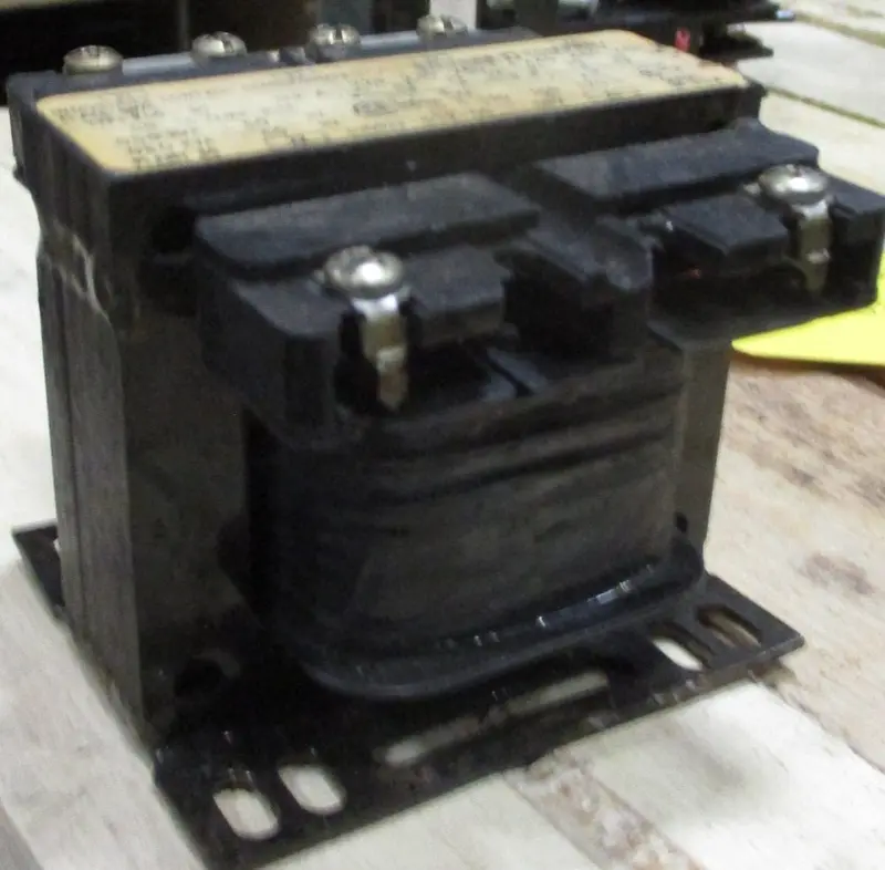 S30033-512-50 Square D Power Transformer 1