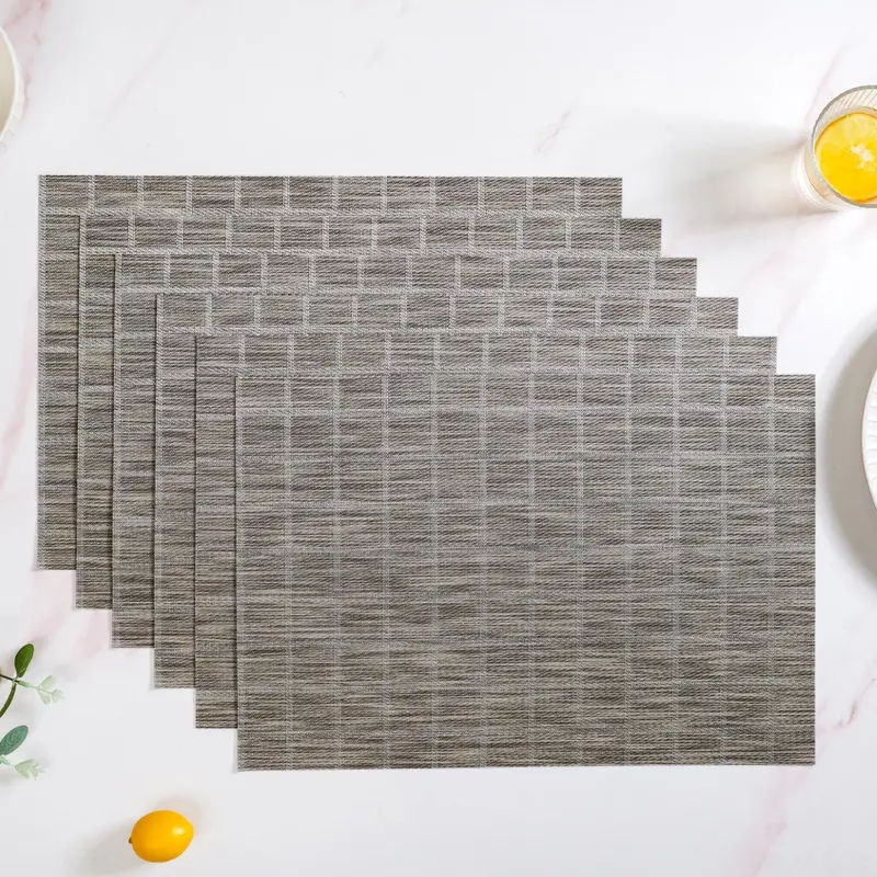 Set Of 6 Brown Checkered Placemats With Playful Novelty Design 1
