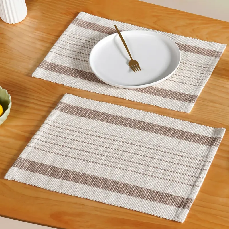 Set Of 6 Textured Weave Placemats – Natural Dune Finish 1