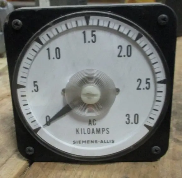 Siemens-Allis 15-172-001-020 3.0 Ka Digital Panel Meter 1