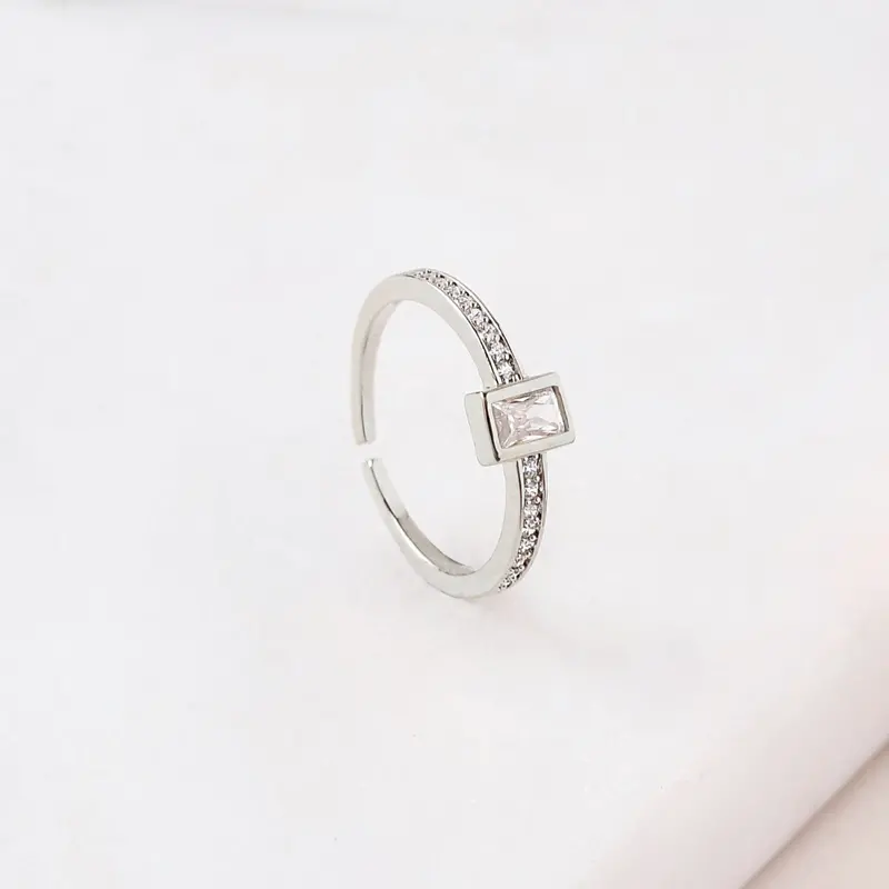 Silver Radiance Band Ring 1