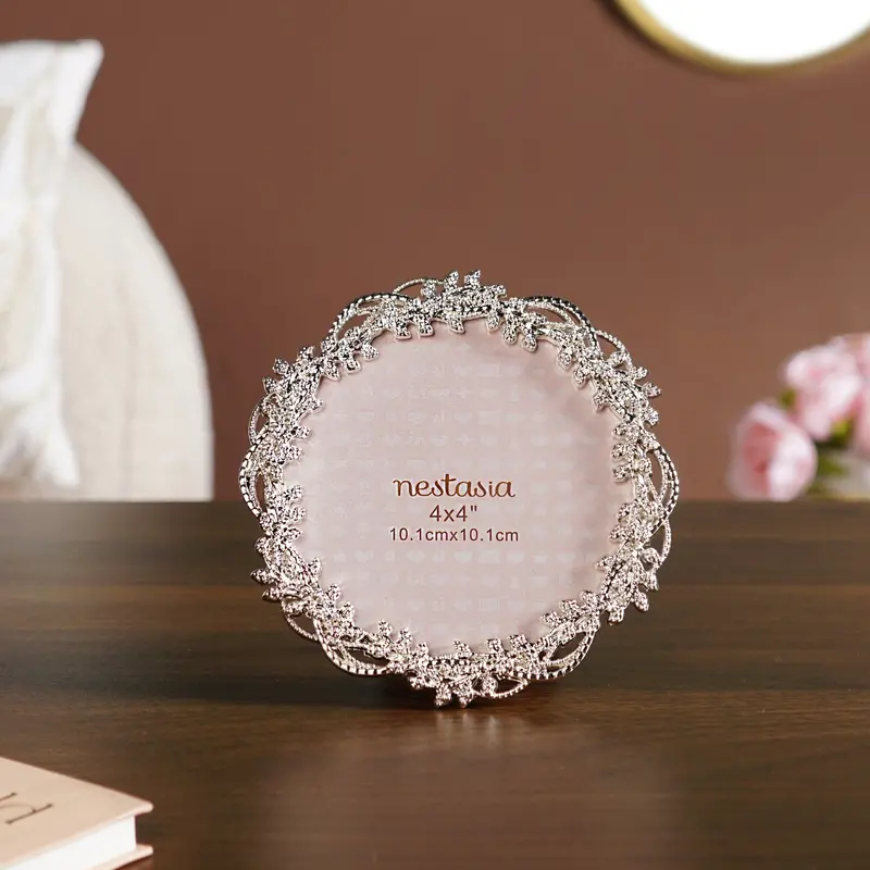 Silver Wreath Photo Frame – Square 10X10 Cm Elegant Desktop Display 1