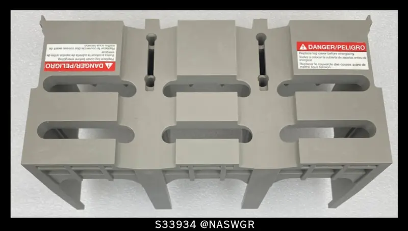 Square D Powerpact P-Series Lug Cover Kit (S33934) For Circuit Breakers 1