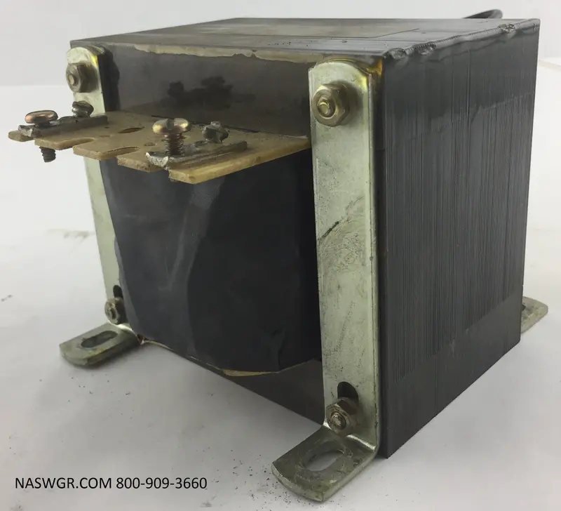 Square D S30033-762-50 Dry-Type Transformer 1