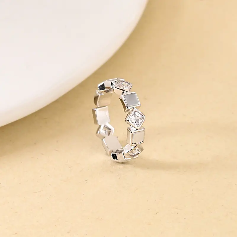 Sterling Silver Square-Cut Sparkle Ring 1