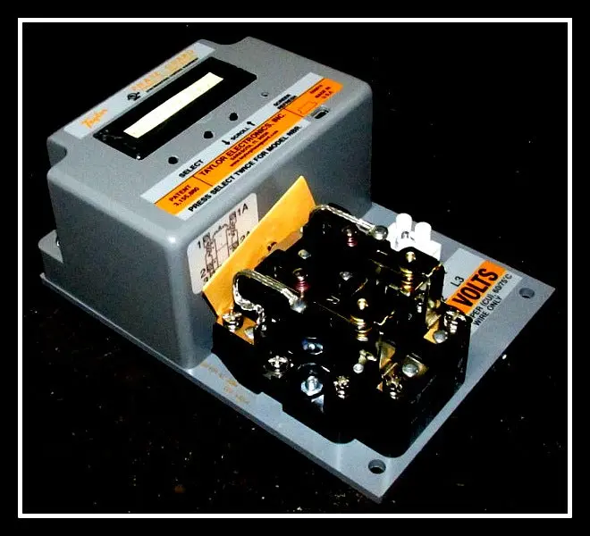 Taylor P-480 Three-Phase Voltage Monitor And Phase-Guard Relay 1