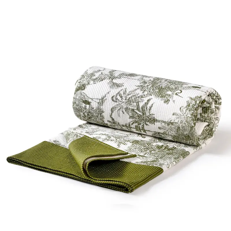 Tropical-Inspired Quilted Cotton Bedcover – Olive Green, 250 X 220 Cm 1