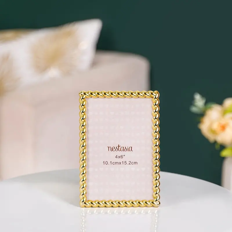 Twisted Gold Mini Photo Frame – 10X15Cm Delicate Style 1