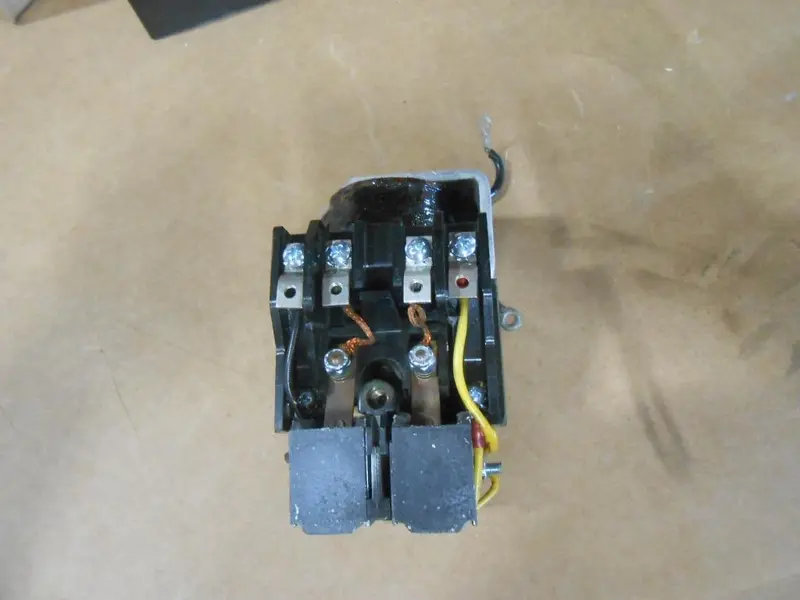 Westinghouse 33A2746G32 Db Breaker Control Relay Unit 1